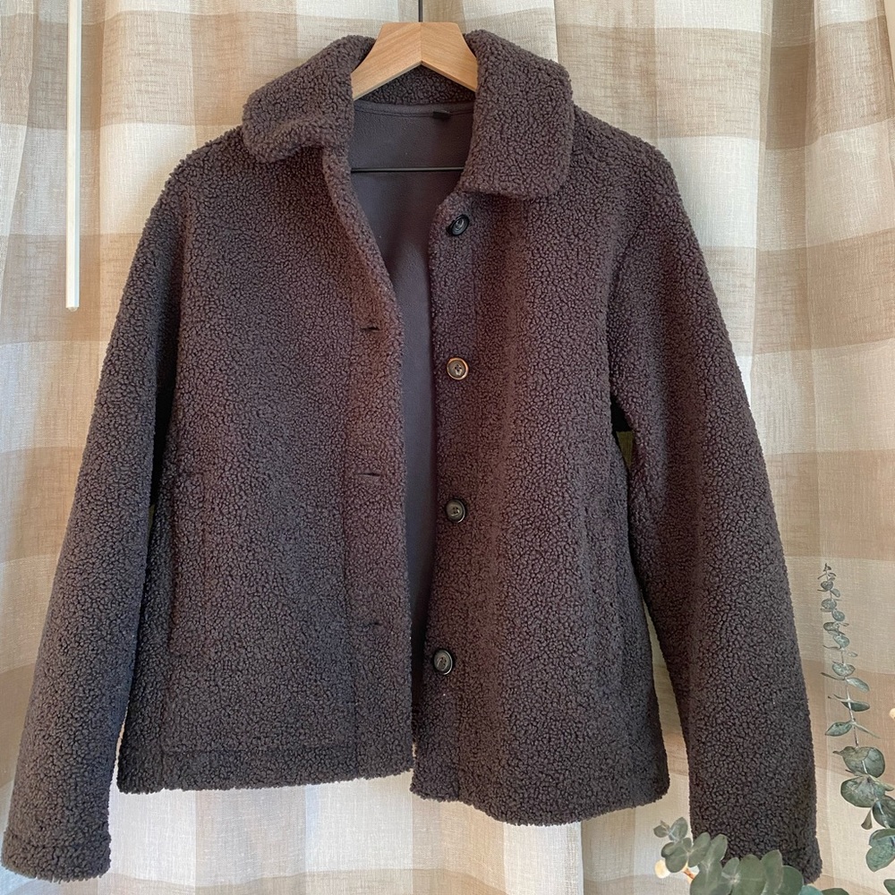 UNIQLO
Black Pile-lined Fleece Single-Breasted Short Coat